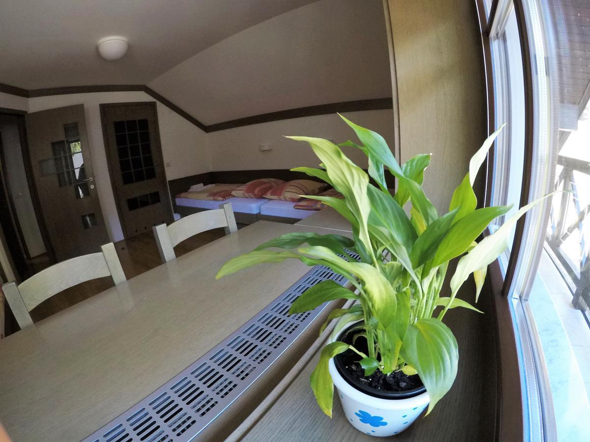 Karami Mountainhouse Bed and Breakfast Tržič Εξωτερικό φωτογραφία